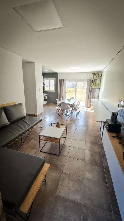 Casa D, Moderna De 2 Con Jardin En Barrio De Profesionales * San Salvador de Jujuy